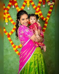 Anchor Hariteja Photos: బుజ్జి ‘భూమి’పై ఆకాశమంత తల్లి ప్రేమ... హరితేజ కూతురి ఫోటోలు