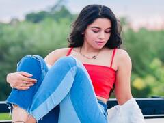 Mirnalini Ravi | என்ன அழகு எத்தனை அழகு.. மிர்ணாளினி ரவியின் போட்டோ ஆல்பம்!