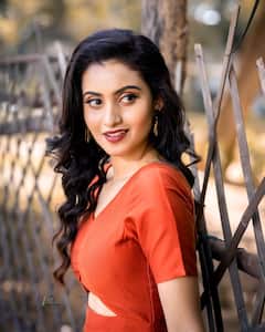 Deepika Pilli Photos: అదిరిపోతున్న కుర్ర యాంకర్ గ్లామర్ షో