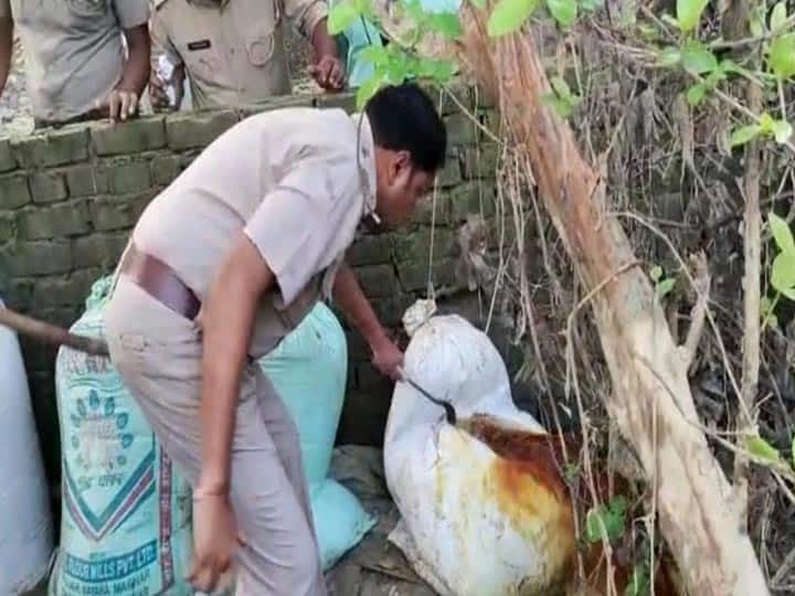 Gorakhpur News: नाव से नदी किनारे कच्‍ची शराब के ठिकानों पर आबकारी टीम का छापा, 140 लीटर अवैध कच्‍ची शराब बरामद