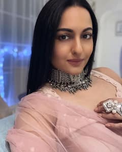 Ladki एक Looks अनेक: आने वाले फेस्टिव सीजन में Sonakshi Sinha से स्टाइल टिप्स लेकर दिखें और भी खूबसूरत