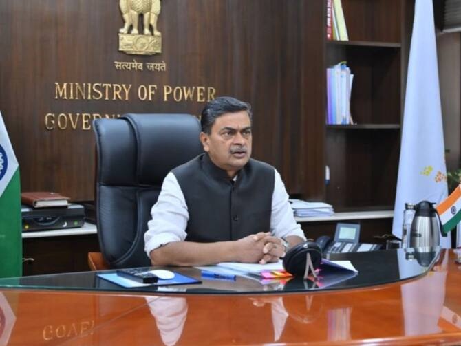 Power Minister RK Singh Said Power Crisis News In Country Are Just Rumors  ANN | RK Singh On Power Crisis: देश में बिजली संकट की खबरों को केंद्रीय  ऊर्जा मंत्री ने बताया