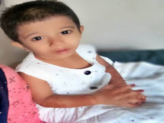 Nizamabad Kidnap: నిజామాబాద్ చిన్నారి ఆచూకీ లభ్యం... మహారాష్ట్రలో పాపను వదిలివెళ్లిన కిడ్నాపర్లు...