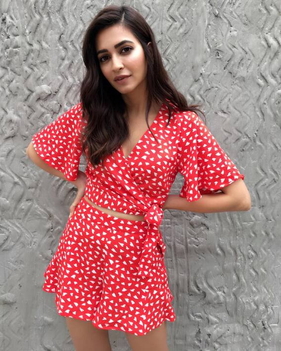 Kriti Kharbanda अपने स्टाइल से ढाती हैं कहर, अदा ऐसी कि हर कोई करता है तारीफ