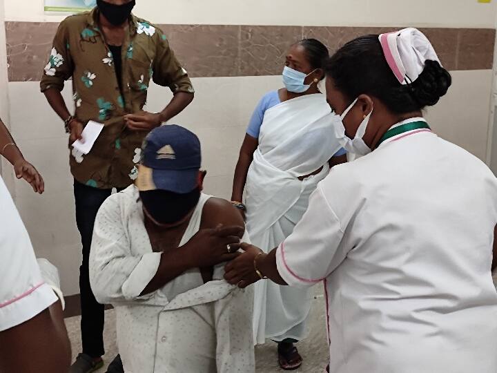 சேலம் : 5-வது மெகா தடுப்பூசி முகாம்; 2 லட்சத்து 10 ஆயிரம் தடுப்பூசி செலுத்த இலக்கு.. Salem District: 5th Mega Vaccine Camp; The target is to pay 2 lakh 10 thousand vaccines. சேலம் : 5-வது மெகா தடுப்பூசி முகாம்; 2 லட்சத்து 10 ஆயிரம் தடுப்பூசி செலுத்த இலக்கு..