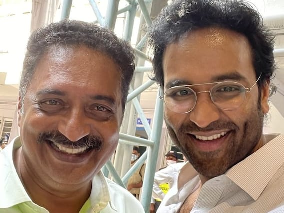 In Pics: ‘మా’ ఎన్నికల్లో తళుక్కుమన్న తారలు.. ఓటు వేసిన చిరు, పవన్, రామ్ చరణ్.. ప్రకాష్ రాజ్తో విష్ణు సెల్ఫీ In Pics: ‘మా’ ఎన్నికల్లో తళుక్కుమన్న తారలు.. ఓటు వేసిన చిరు, పవన్, రామ్ చరణ్.. ప్రకాష్ రాజ్తో విష్ణు సెల్ఫీ