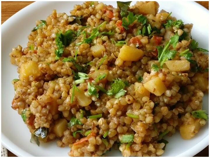 Navratri 2021, Make Kuttu Flour Khichdi in Navratri And Navratri 2021 Vrat Recipes Navratri 2021: नवरात्र में बनाएं कुट्टू के आटे की खिचड़ी, जानें बनाने का तरीका