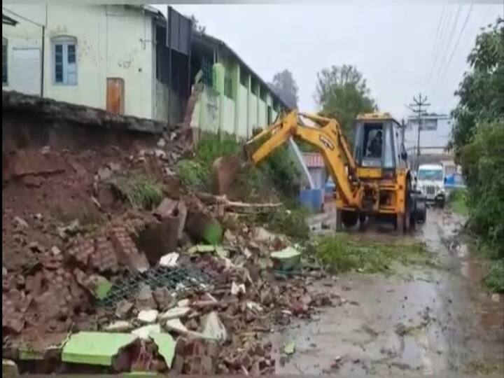 Heavy rain in Coimbatore and Nilgiris கோவை, நீலகிரியில் கனமழை ; இடிந்து விழுந்த உதகை அரசு மருத்துவமனை தடுப்புச்சுவர்..!