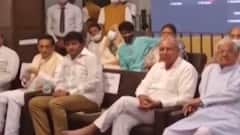 પોરબંદરઃ સાંદપિની ગૌરવ એવોર્ડ સમારોહનું આયોજન, અંબાણી પરિવારે આપી ખાસ હાજરી