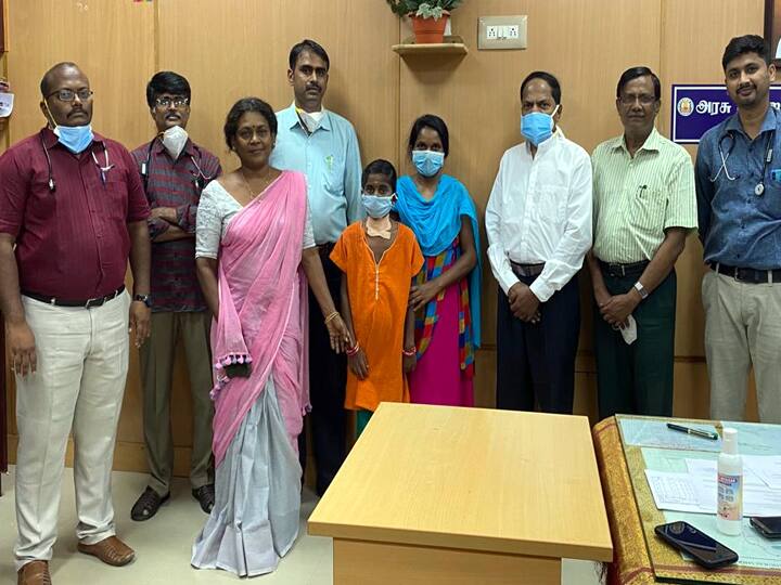 Doctors who fought and saved a child suffering from a rare type of disease called connective tissue மதுரையில் கை, கால்கள் செயலிழந்த சிறுமி -  போராடி காப்பாற்றிய அரசு மருத்துவர்கள்