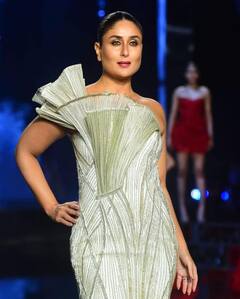 Pataudi Girls: ननद सोहा अली खान और भाभी करीना कपूर खान में हुआ तगड़ा कॉम्पीटिशन, फैशन शो में एक से एक अंदाज में पहुंची दोनों