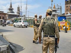 जम्मू: पाकिस्तानी आतंकियों को खुफिया जानकारी भेजने वाला संदिग्ध जासूस गिरफ्तार, भेजे थे कई अहम जगहों के वीडियो