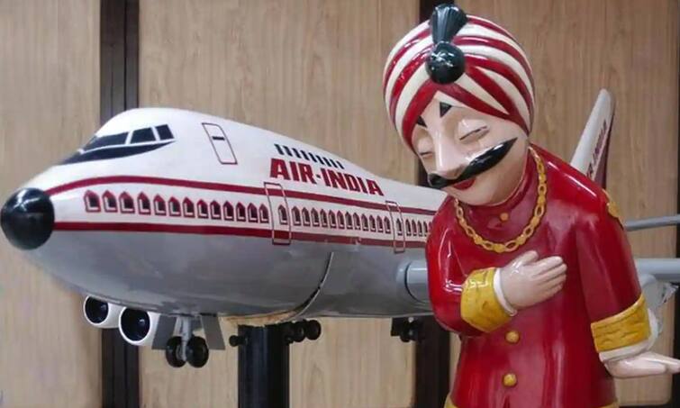 Tata company to raise up to Rs 15,000 crore in loans to support Air India purchase TATA on Air India: கடன் தர கைவிரித்த வெளிநாட்டு வங்கிகள்... ஏர் இந்தியா கடனை அடைக்க டாடாவுக்கு உதவுகிறதா எஸ்பிஐ?
