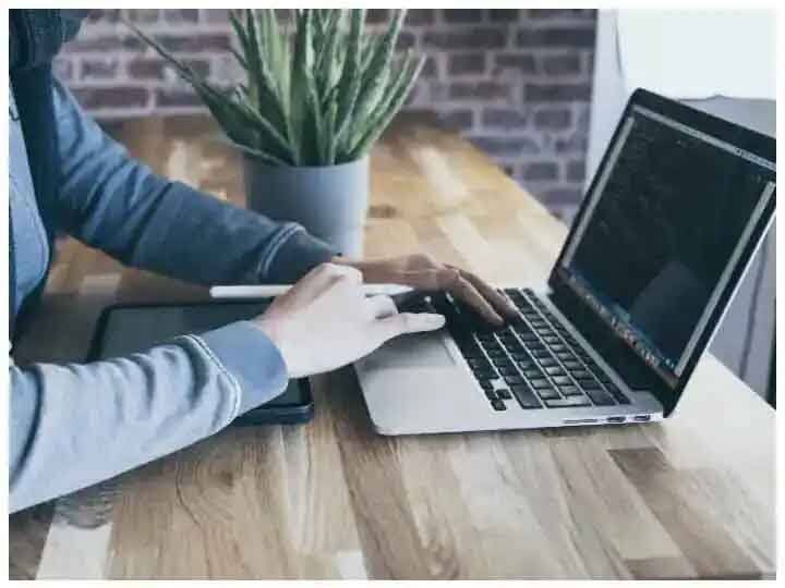 This problem often troubles laptop users know how to get rid of it Laptop Tips: लैपटॉप यूजर्स को अक्सर परेशान करती हैं ये समस्या, जानें कैसे पाएं इससे छुटकारा