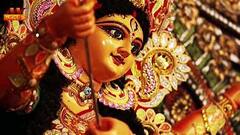 Durga Puja 2021: ষষ্ঠীর সকাল থেকেই উৎসবের মেজাজে শহর, মণ্ডপে ভিড় চোখে পড়ার মতো। Bangla News