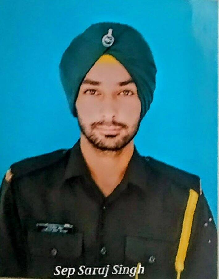 मुठभेड़ में उत्तर प्रदेश के सरज सिंह की भी मौत हो गई.
