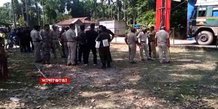 Mathabhanga in panchami night the shooting incident in caused a stir the area Coochbehar: পঞ্চমীর রাতে মাথাভাঙ্গায় চলল গুলি, গুরুতর জখম ব্যবসায়ী