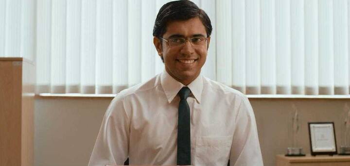 பேங்களூர் டேய்ஸ் அஞ்சலி மேனன் இயக்கத்தில் 2014ம் ஆண்டு வெளியானது. ரொமாண்டிக் காமெடி டிராமாவாக வெளியானது