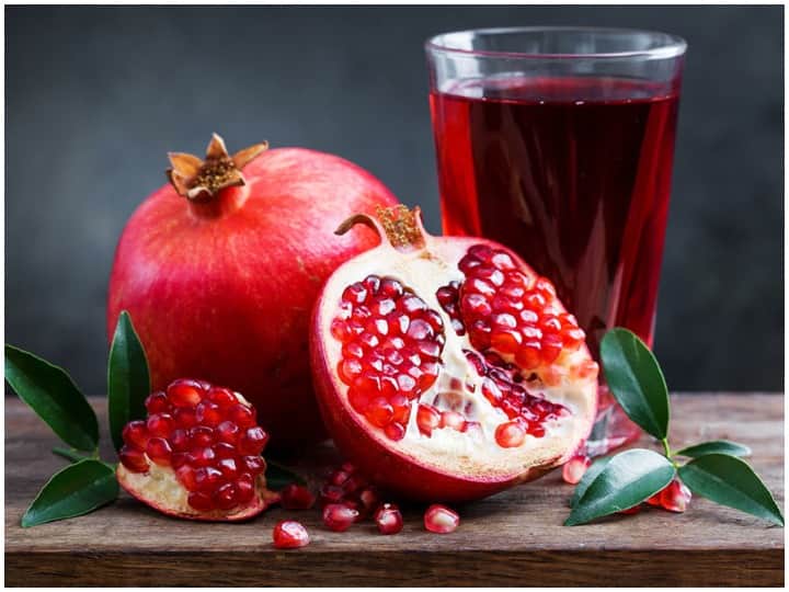 Health Care Tips: जवां बने रहने के लिए रोजाना खाएं एक Pomegranate, जानें इसके गजब के फायदे