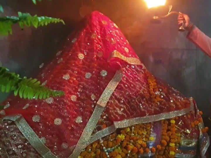 Navratri 2021: गोंडा में है वाराही देवी का मंदिर, माता सती के दो दांत गिरने से बना शक्तिपीठ