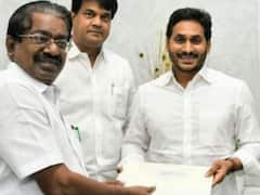 Tamil Nadu MPs Meet Andhra Pradesh CM YS Jagan Mohan Reddy To Seek His Support In Opposing NEET