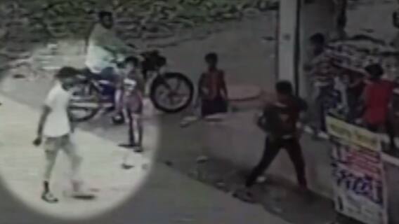 સુરતઃ અસામાજિક તત્વોનો વધ્યો આતંક, લગ્ન માટે યુવતીના ઘરની બહાર તલવાર લઈ કર્યો હોબાળો