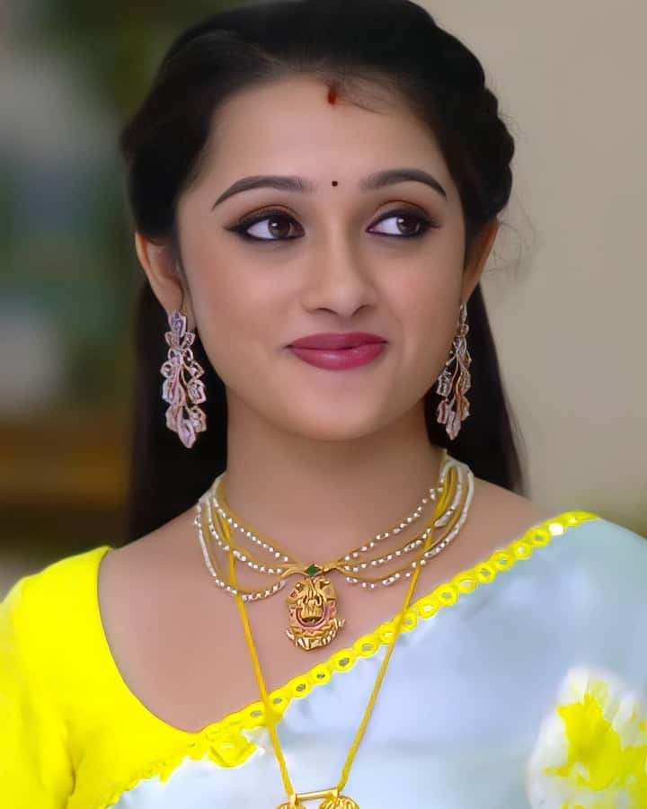 అగ్నిసాక్షి సీరియల్ తో బుల్లితెరపై ప్రేక్షకులకు దగ్గరైన ఐశ్వర్య(Image Credit/ Aishwarya Instagram)