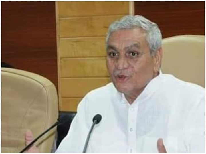 कैबिनेट मंत्री चौधरी लक्ष्मी नारायण ने प्रियंका गांधी और अखिलेश यादव पर बोला हमला