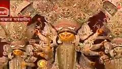 Durga Puja 2021: পুরানো সাজেই 'মা', বাগবাজার সর্বজনীনে প্রতিমা দর্শনে বাড়ছে ভিড় | Bangla News