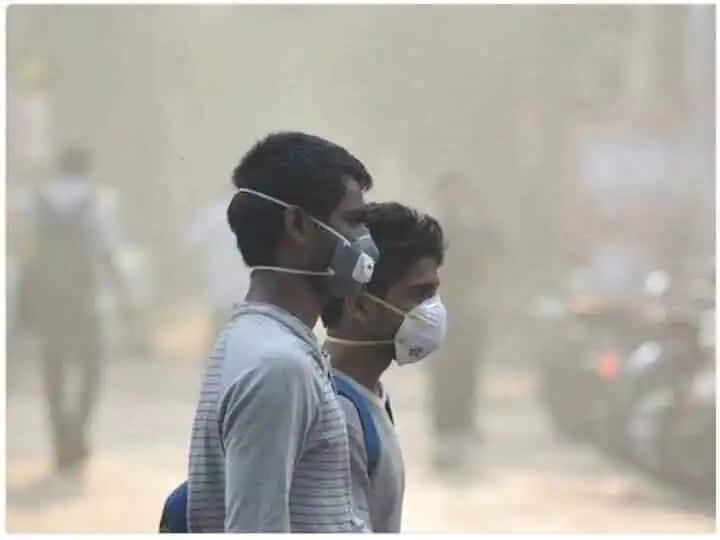 Delhi-NCR : दिवाली पर आतिशबाजी के बाद बाद दिल्ली-NCR की हवा हुई जहरीली, AQI आज 'खतरनाक' श्रेणी में दर्ज