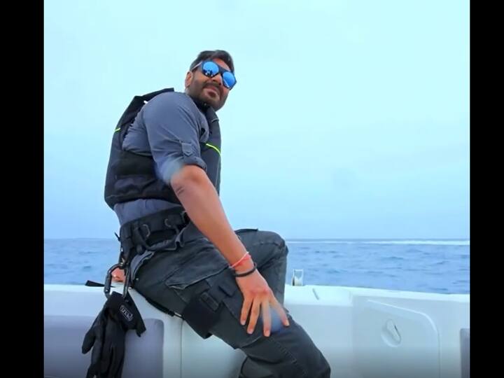 Ajay Devgn's Into The Wild With Bear Grylls teaser out: जंगलामधून अथवा बेटावरून कोणत्याही यंत्राचा वापर न करता बाहेर पडून दाखवणारा बेअर ग्रील्स तुम्हाला माहित असेल. त्याच्या ‘इंटू द वाइल्ड विथ बेअर ग्रील्स’ या शोला प्रेक्षकांची नेहमी पसंती मिळते. (PHOTO:@beargrylls/ig)