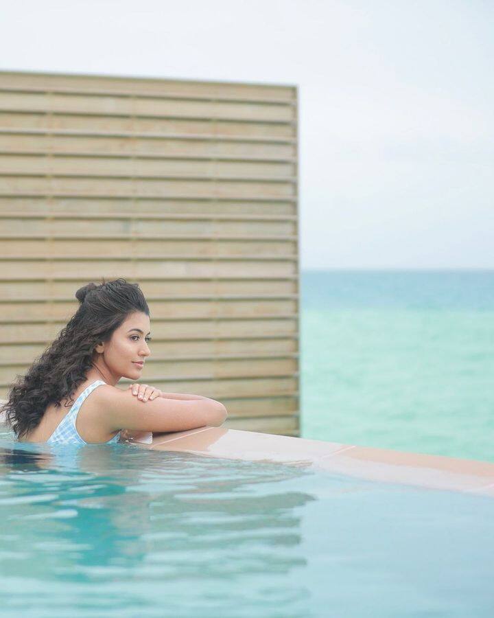 அழகுக்கே அழகானா