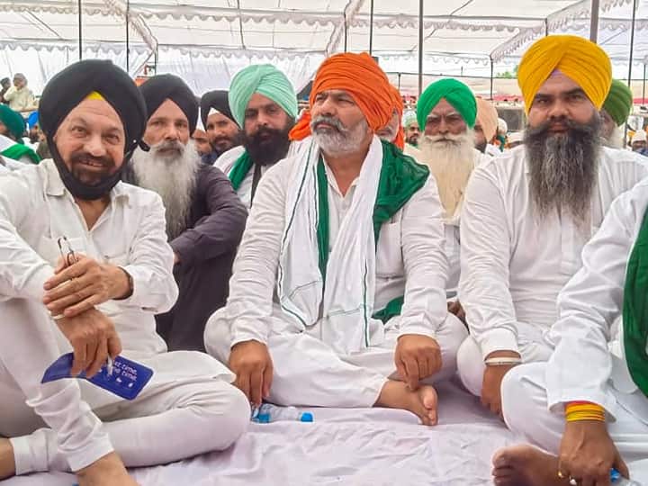 भारतीय किसान यूनियन के राष्ट्रीय प्रवक्ता राकेश टिकैत ने गृह राज्य मंत्री अजय कुमार मिश्रा को उनके पद से बर्खास्त नहीं करने पर आंदोलन तेज करने की चेतावनी दी.