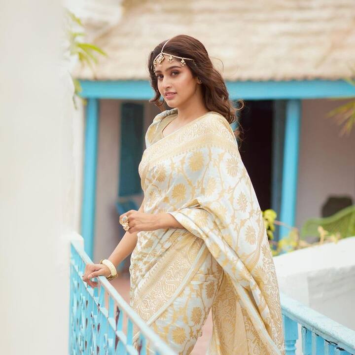 வெறும் வாயிலே மொழம் போடுற வெவகாரம் ஏண்டி
