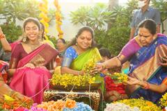 Batukamma Celebrations: మెట్టినిల్లు నిజామాబాద్‌లో బతుకమ్మ వేడుకల్లో ఎమ్మెల్సీ కవిత