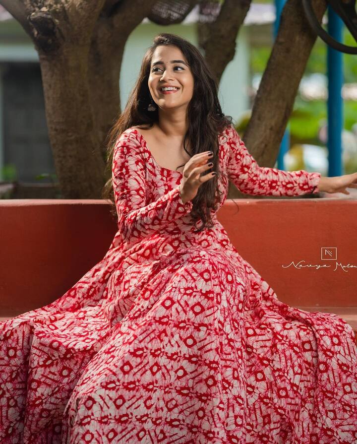 (Image credit: Instagram) ఆమె ఫోటోలు మీరూ చూసి ఆనందించండి.