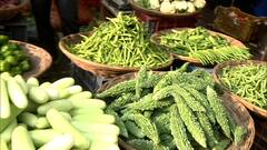 Mumbai में Petrol-Diesel के साथ सब्जियों के दाम भी आसमान छू रहे, दुकानदार-ग्राहक सब परेशान