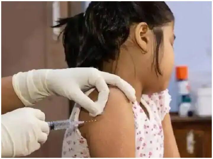 corona virus covid 19 Vaccination Strategy For Children Myocarditis Vaccination Strategy: आखिर क्यों कुछ देश बच्चों के लिए कर रहे हैं कोरोना वैक्सीन की सिंगल डोज की सिफारिश?