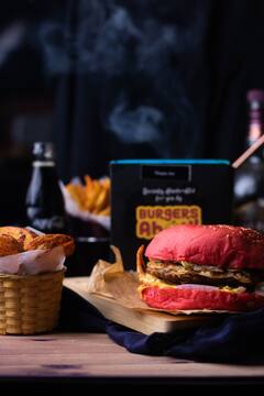 Photo : यम्मी... नजरेची अन् जिभेची भूक भागवणारे Burgers, पाहताच क्षणी सुटेल तोंडाला पाणी!