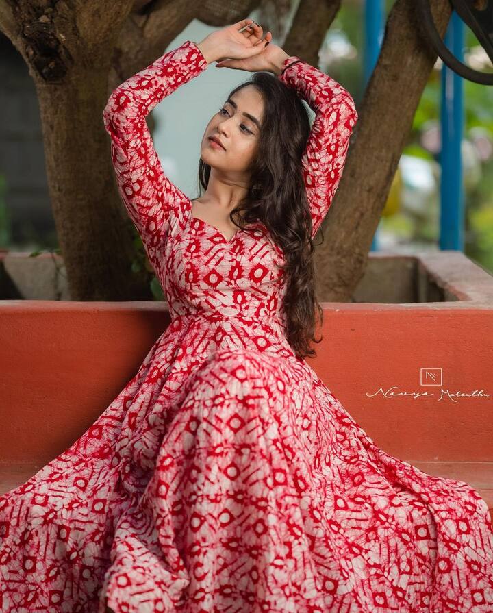 (Image credit: Instagram) అందుకే ఎప్పటికప్పుడు లేటెస్ట్ ఫోటోలు అప్ లోడ్ చేస్తూనే ఉంటుంది.