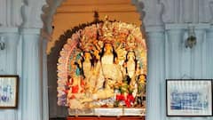 Durga Puja 2021: অন্ন নয়, মাকে মিঠাই ভোগ নিবেদন শোভাবাজার রাজবাড়িতে | Bangla News