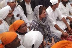 Lakhimpur Kheri: ਹਿੰਸਕ ਘਟਨਾ 'ਚ ਮਾਰੇ ਗਏ ਕਿਸਾਨਾਂ ਦੀ ਅੰਤਿਮ ਅਰਦਾਸ ਵਿੱਚ ਸ਼ਾਮਲ ਹੋਈ Priyanka Gandhi ਦੀਆਂ ਤਸਵੀਰਾਂ