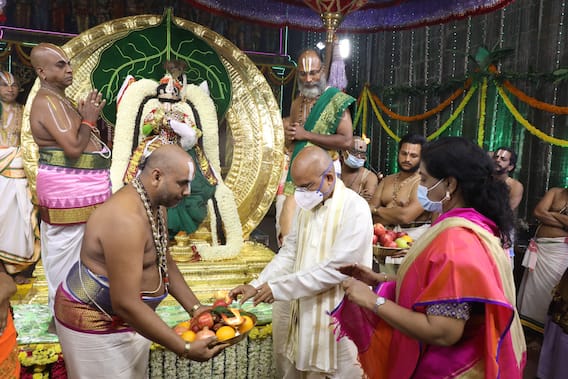 Tirumala Brahmotsavam Photos: చంద్రప్రభ వాహనంపై వటపత్రశాయి అలంకారంలో శ్రీ మ‌ల‌య‌ప్ప‌ స్వామి