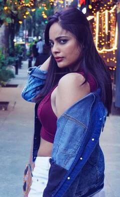 Nandita | ஆசை ஓர் புல்வெளி.. நடிகை நந்திதாவின் அசத்தலான க்ளிக்ஸ்!