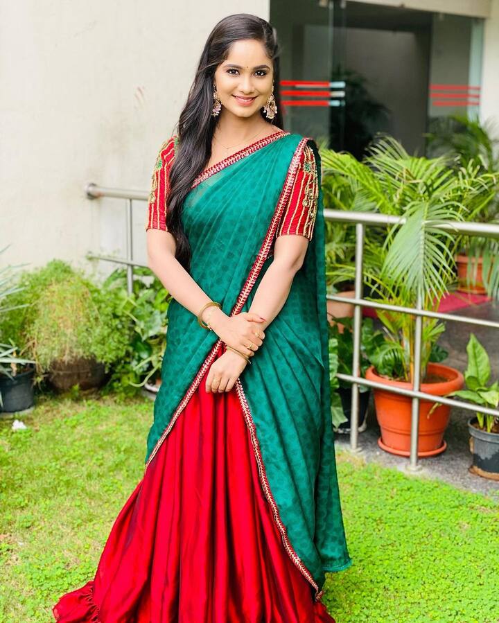 C/Oఅనసూయ నటి తేజస్విని గౌడ లేటెస్ట్ ఫోటోస్(Image credit/ Tejaswini Gowda Instagram)