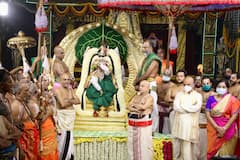 Tirumala Brahmotsavam Photos: చంద్రప్రభ వాహనంపై వటపత్రశాయి అలంకారంలో శ్రీ మ‌ల‌య‌ప్ప‌ స్వామి