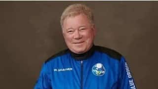 William Shatner Update: প্রবীণতম মহাকাশচারী হিসেবে মহাকাশে পাড়ি দিচ্ছেন 'ক্যাপ্টেন র্কাক' উইলিয়ম শাটনার
