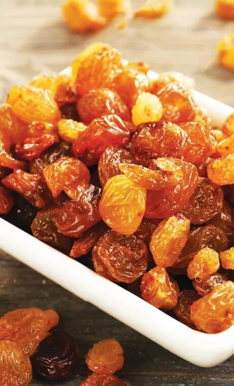 কিসমিস নয়, কিসমিস ভেজানো জল খেলেই কেল্লাফতে