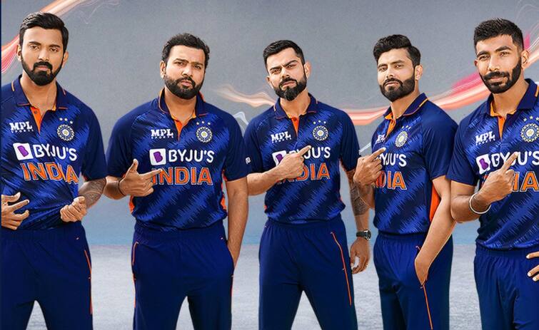 T20 World Cup 2021 Team India New jersey revealed by ICC T20 WC, India New Jersey: புதிய உடையோடு டி-20 உலகக்கோப்பையில் களமிறங்கும் இந்திய அணி!