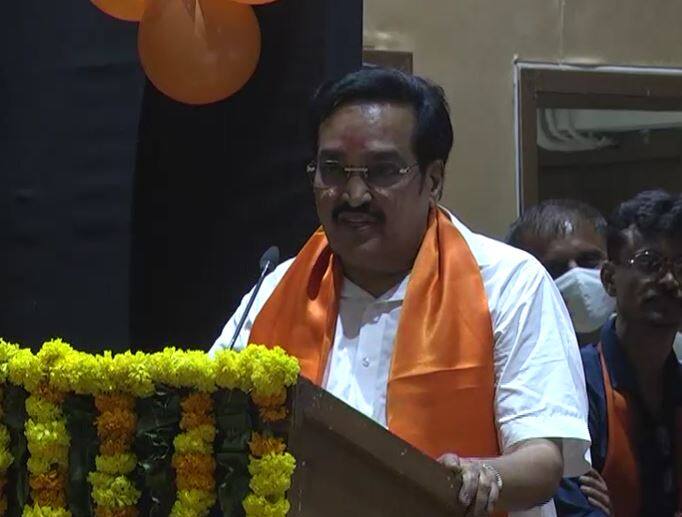 Gujarat: BJP State President CR Patil said if you are a party worker you will get a Job ANN गुजरात: BJP प्रदेश अध्यक्ष बोले- पार्टी कार्यकर्ता हैं तो नौकरियों में मिलनी चाहिए प्राथमिकता